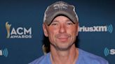 Country Music Fans Rally Around Kenny Chesney after He Shares Heartbreaking Photo