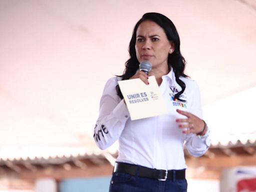 Alejandra del Moral renuncia al PRI