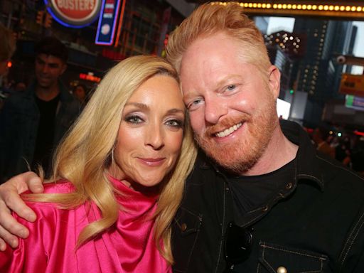 Jesse Tyler Ferguson Recalls Jane Krakowski Recognizing Him as Her Starbucks Barista: 'This Is Where I Know You From?'