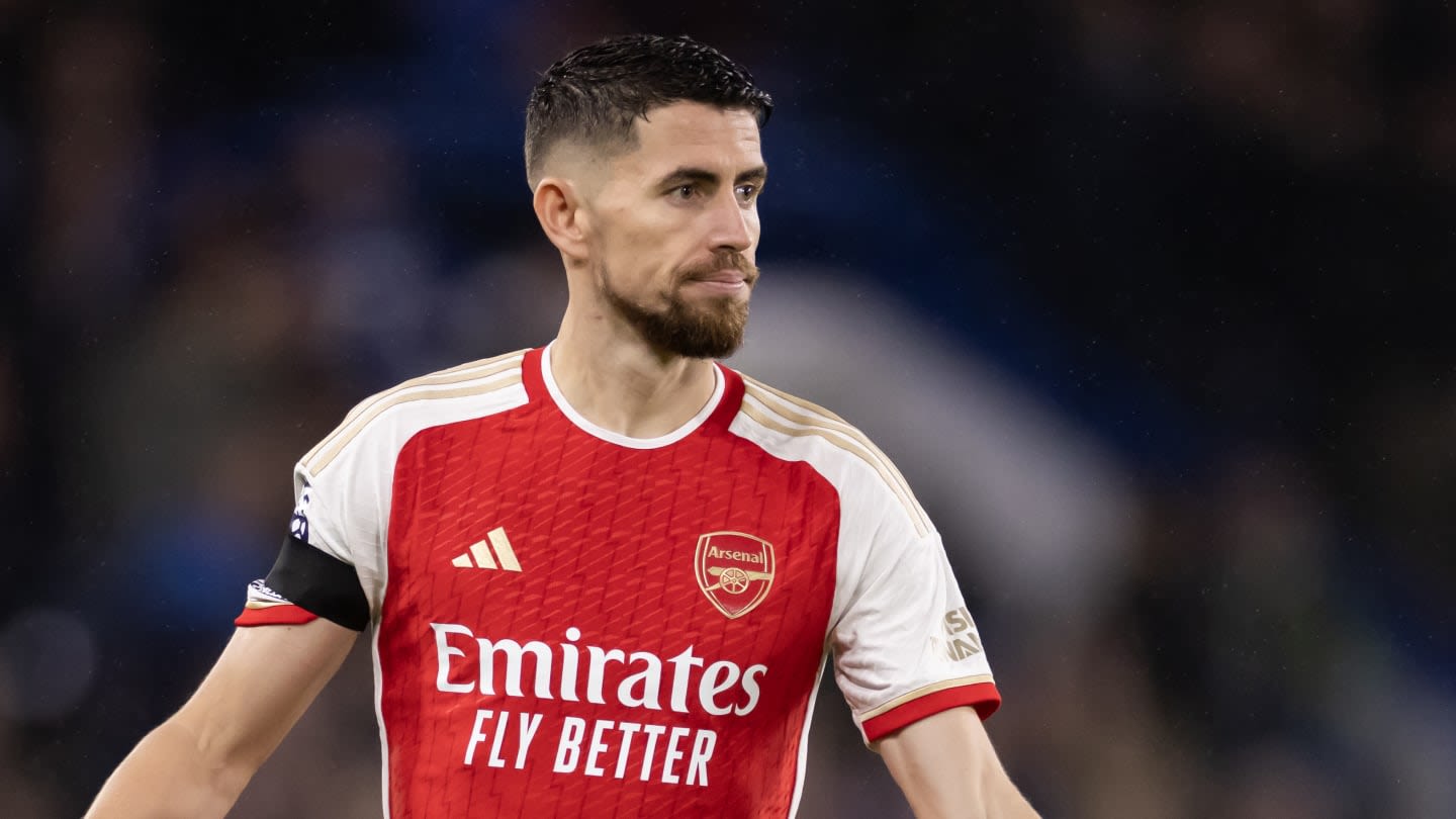 Jorginho signs new Arsenal contract