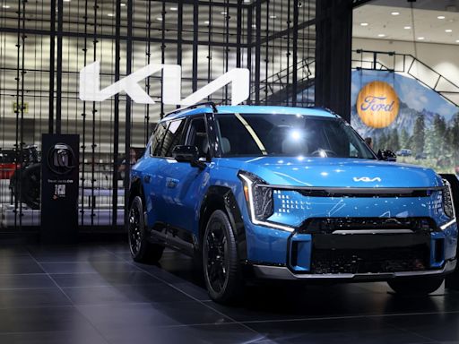 Kia EV9 Aims High While Weak European EV Sales Threaten ICE Revival