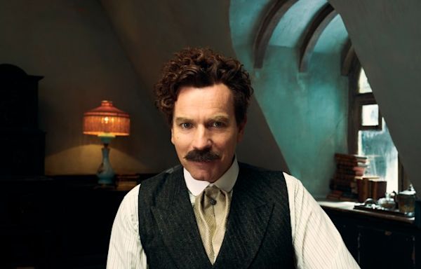 In ‘A Gentleman in Moscow,’ Ewan McGregor Makes a Perm and a Stache Aristocratic