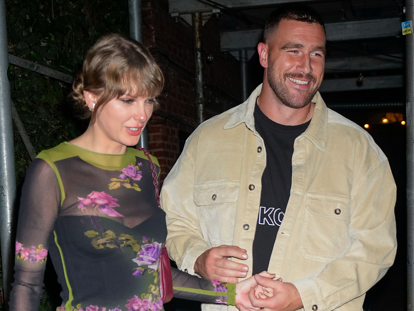 Taylor Swift & Travis Kelce Might Be Feeling This Major Pressure in Their Relationship