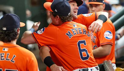 Yordan Alvarez homers twice as Astros blank D-backs