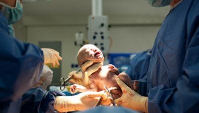 剖腹產新手媽媽心肌梗塞險喪命 陽明交大醫療團隊成功搶救-台視新聞網