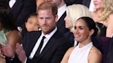 Au bras de Meghan Markle, le prince Harry honoré malgré la controverse