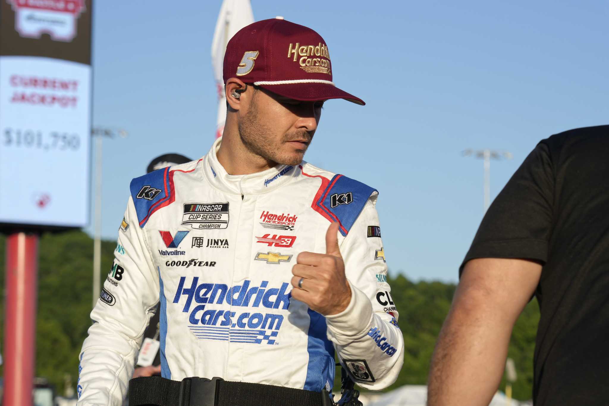 Kyle Larson qualifies 10th for Sunday's Coca-Cola 600 in Charlotte after another busy travel day