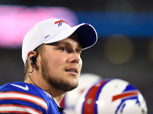 Bills’ Josh Allen visits local hospital for Nurses Week