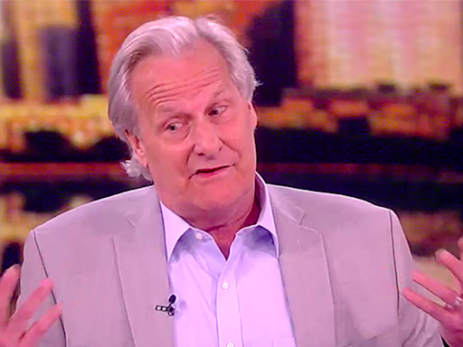 Actor Jeff Daniels sends 'The View' audience into hysterics with Donald Trump dig