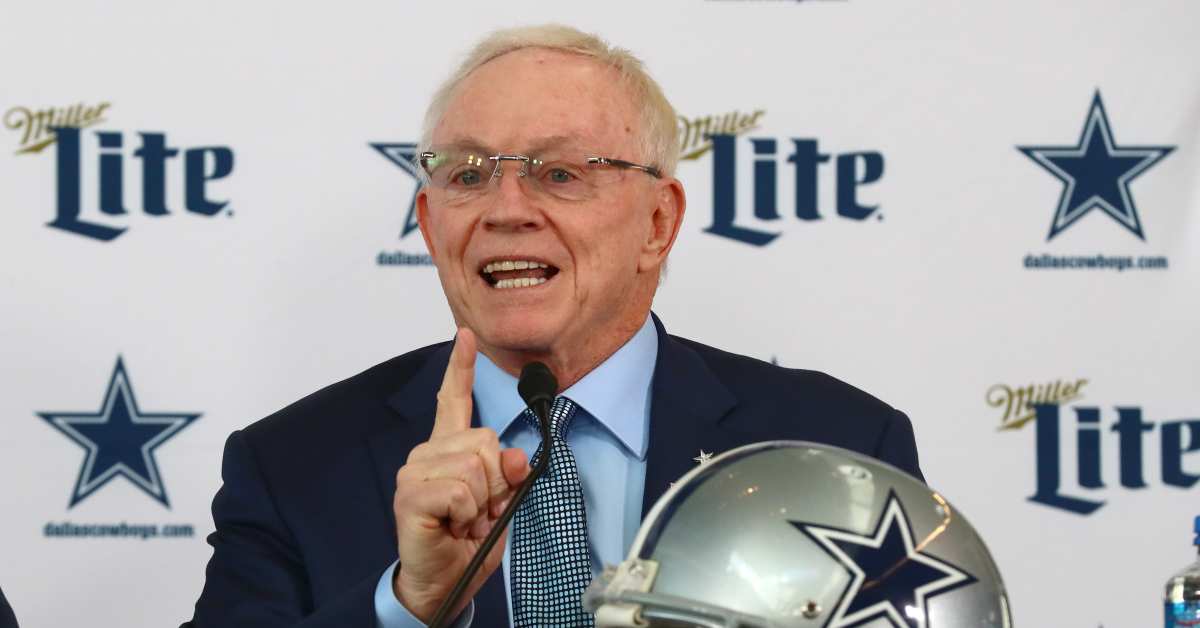 Dallas Cowboys Delay Camp-Opening Press Conference: Giants Tracker