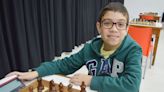 Faustino Oro: un prodigio del ajedrez que comenzó a jugar casi de casualidad, sigue a Vélez y sacudió el tablero mundial con su victoria sobre Magnus Carlsen