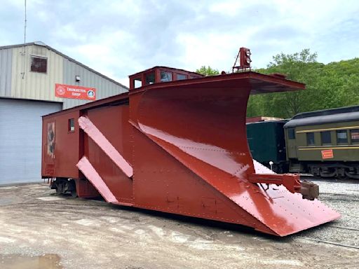 Restored snow plow to be unveiled at Naugatuck Railroad event - Trains