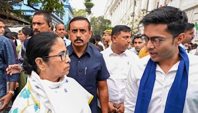 Purge in the Offing? Mamata Banerjee, Abhishek Plan Crackdown on Trinamool's 'Internal Corruption' - News18