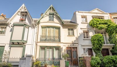Richard Berry au coeur des polémiques : découvrez sa grande maison à Montmartre à la Villa Léandre