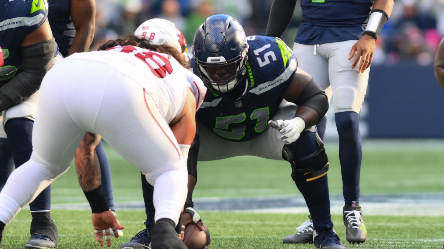 Seattle Seahawks 90-Man Roundup: Will Olu Oluwatimi Emerge as Long-Term Center?