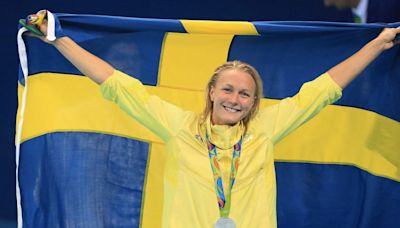 Swimming-Sjostrom wins women's 100 metres freestyle gold