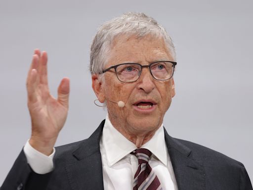 Bill Gates says solving misinformation is now young people's problem