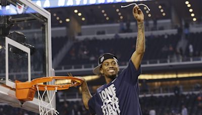 Former UConn men’s basketball players among 16 suing NCAA over March Madness promos