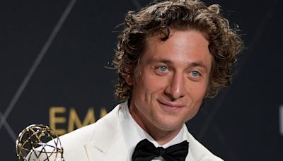 Jeremy Allen White Spills On How He 'Really Embarrassed' Himself Training With Chefs