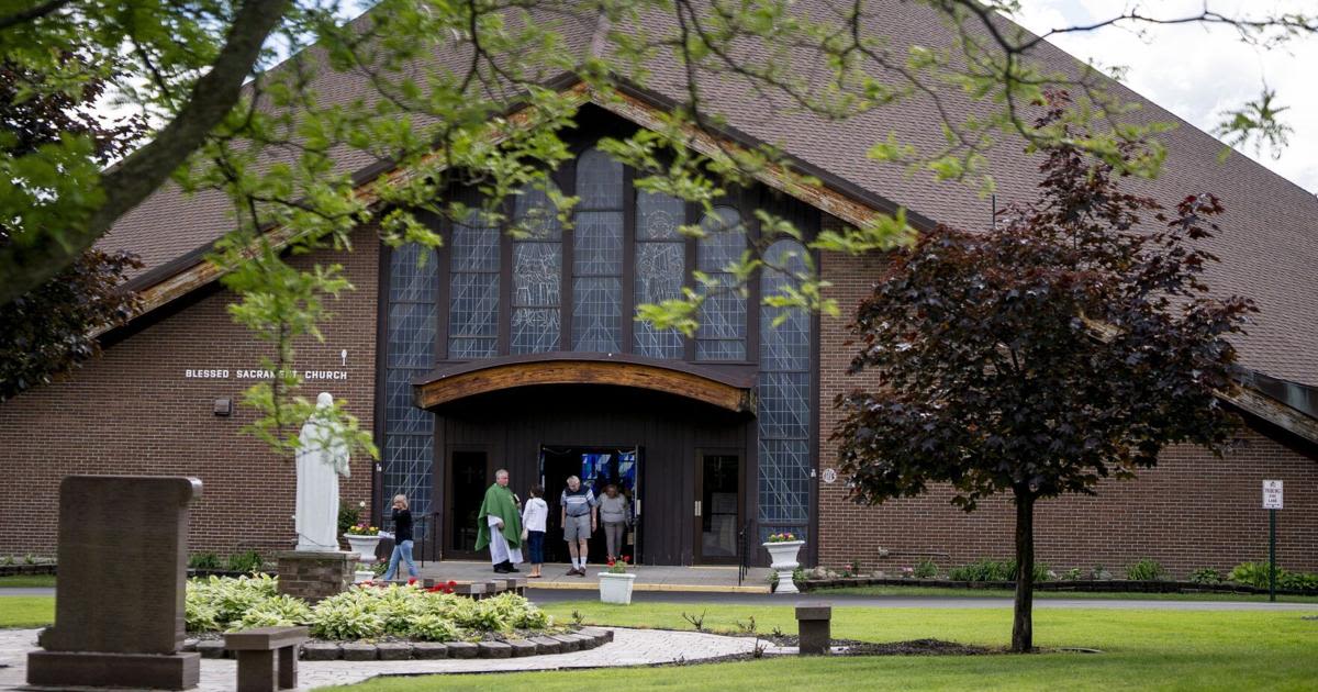 Catholics bemoan future of faith in WNY if 86 churches shut down under diocese's plan