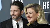 Kelly Clarkson Shades Ex-Husband Brandon Blackstock In New Teaser for Her Upcoming Emotional Song 'Mine'