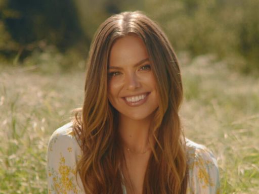 'The Bachelorette's Hannah Brown Dishes on Her Debut Romance Novel, Sequel Plans & More