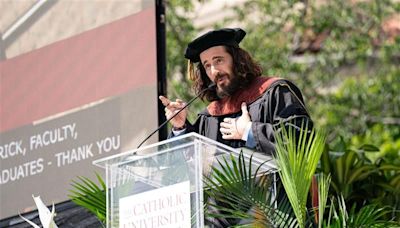 ‘The Chosen’ star Jonathan Roumie urges Catholic University grads to emulate Christ