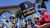 SAG members sign open letter of solidarity as negotiations resume with studios