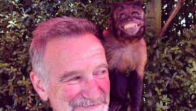 Robin Williams' daughter Zelda slams post suggesting he owned a pet monkey