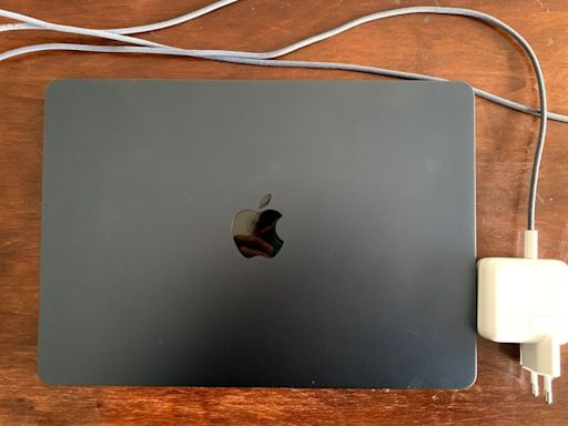 Reseña | Apple Macbook Air M3 2024: más ligera y poderosa que nunca - La Tercera