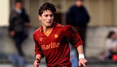 👦🏼 “Ragazzino tocca a te”: 31 anni fa l’esordio di Totti con la Roma