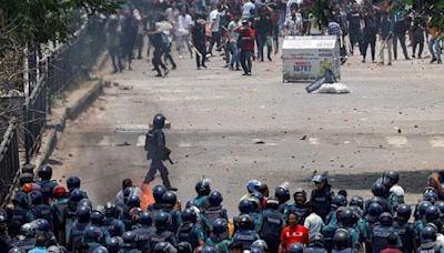 Bangladesh violent protests leave 105 dead, government set to announce curfew: Here’s what happened today | World News - The Indian Express