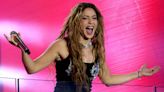 Shakira Performs Surprise Concert for over 40,000 Fans in N.Y.C.'s Times Square to Celebrate New Album