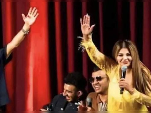 Rakhi Sawant breaks chair and storms off stage in a fiery outburst on Samay Raina’s show; netizens react - Times of India