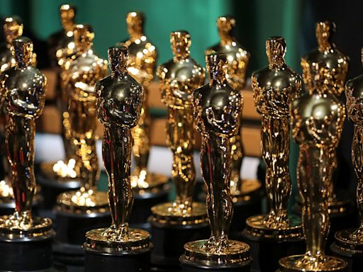 Oscars considering replacing best actor, actress with gender-neutral award