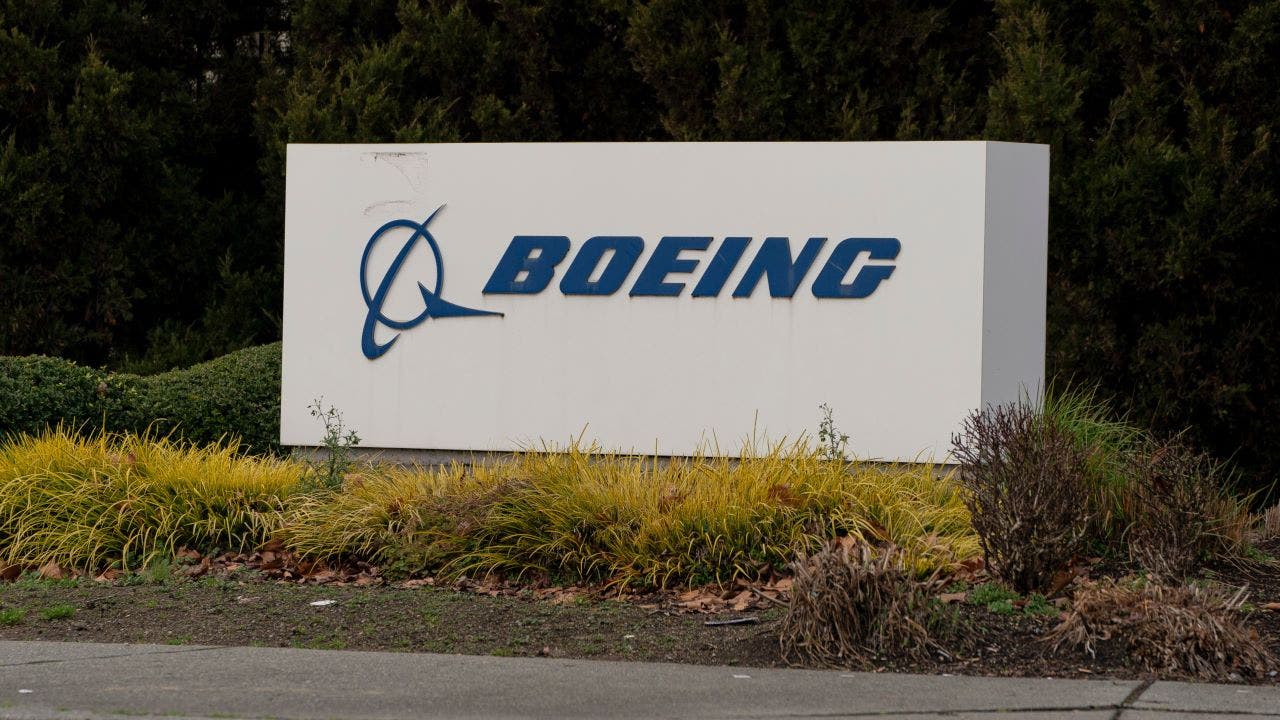 FAA launches new investigation into Boeing after company may have missed some 787 Dreamliner inspections