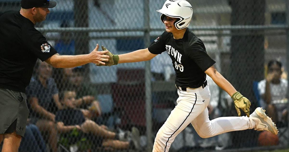 Elizabethtown Black vs. Manheim Township Streaks - LNP Tournament 14U game [photos]