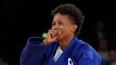 Judo aux JO de Paris 2024 : Amandine Buchard médaillée de bronze en -52 kg