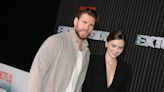 Gabriella Brooks no puede dejar de mirar a su novio, Liam Hemsworth, ¡y no nos extraña!