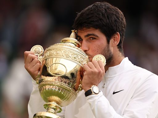 Wimbledon começa com Carlos Alcaraz podendo seguir os passos de Roger Federer