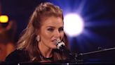 Loretta Lynn's granddaughter sits through dance song, surprising 'American Idol' judges