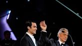 La emocionante actuación de Andrea Bocelli con su hijo en Viña del Mar