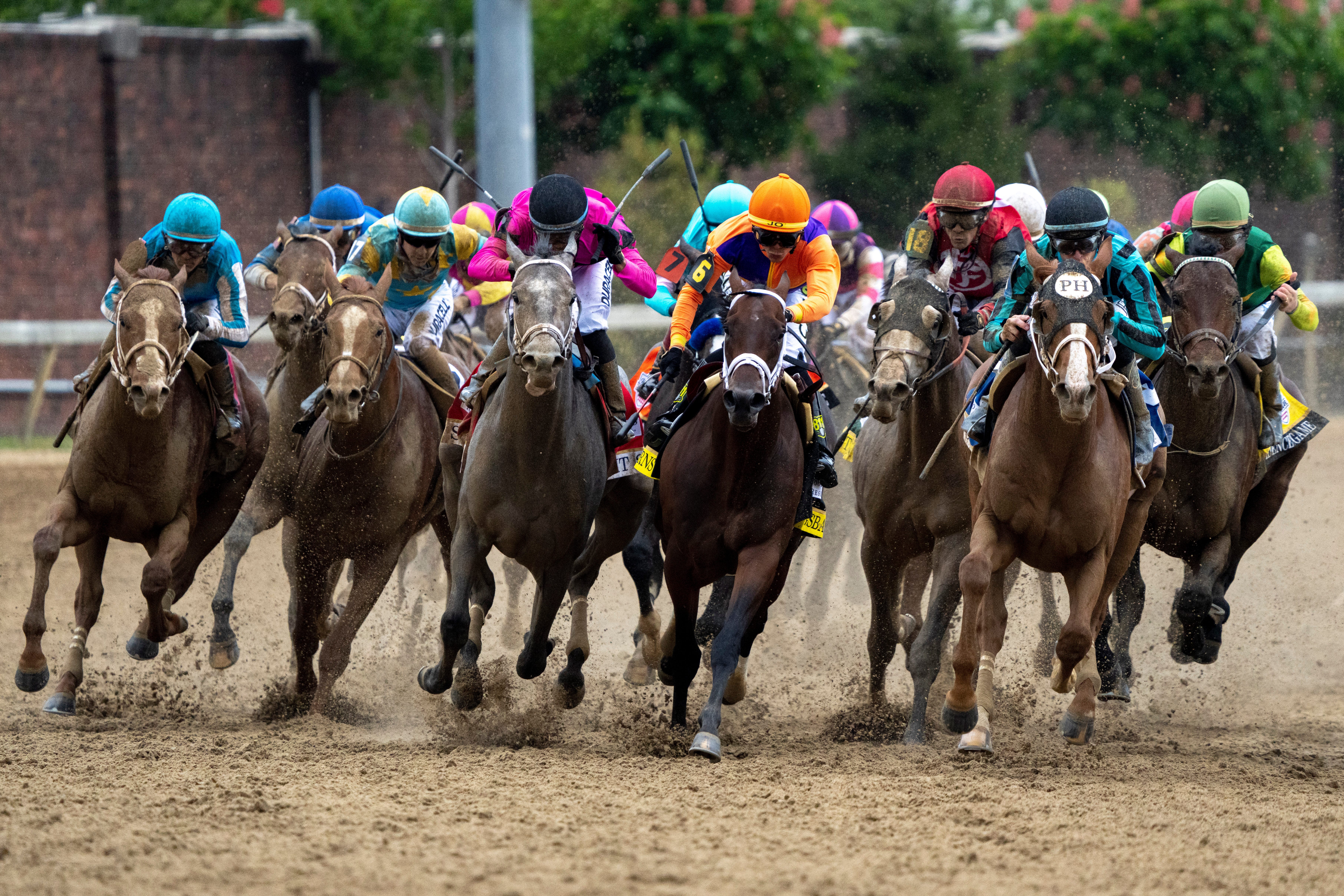 What time does the 2024 Kentucky Derby start? A list of post times for Saturday's races