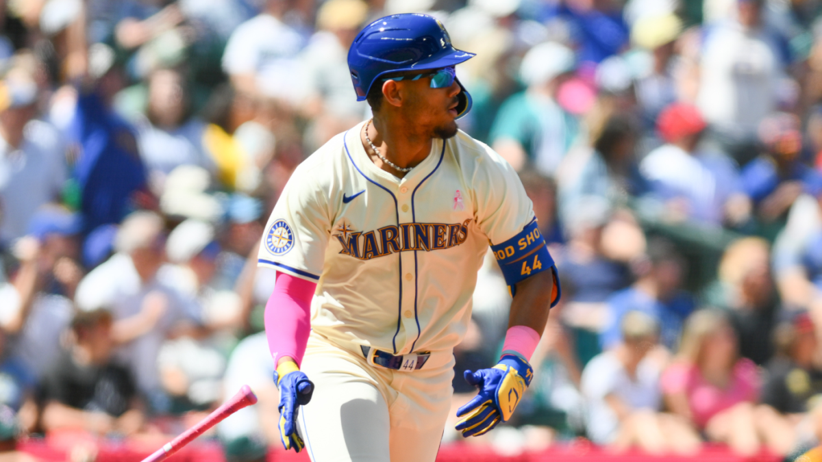 Julio Rodríguez dropped in Mariners lineup as former Rookie of the Year sees power slip, strikeouts rise