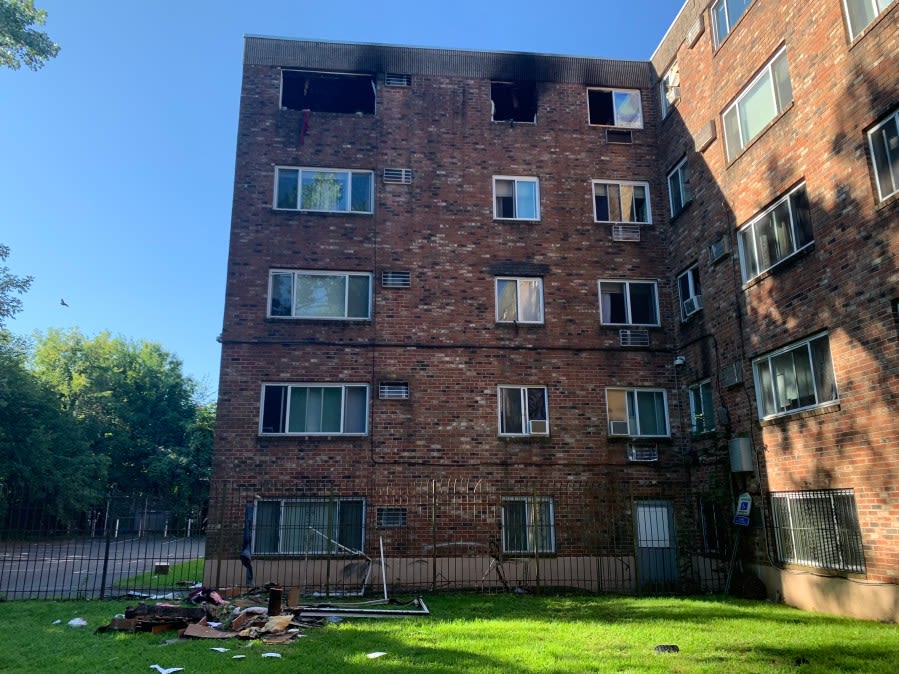 Fire displaces roughly 100 people from Hartford apartments