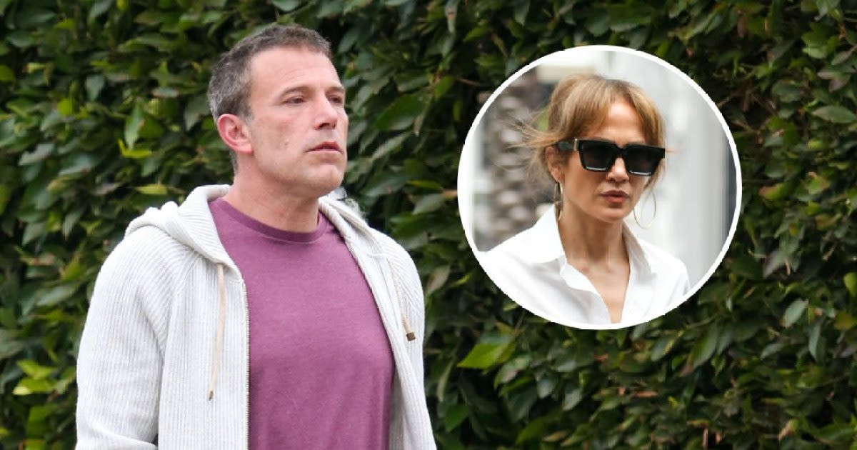 Ben Affleck Spotted Without Wedding Ring in Los Angeles Days Ahead of 2nd Anniversary