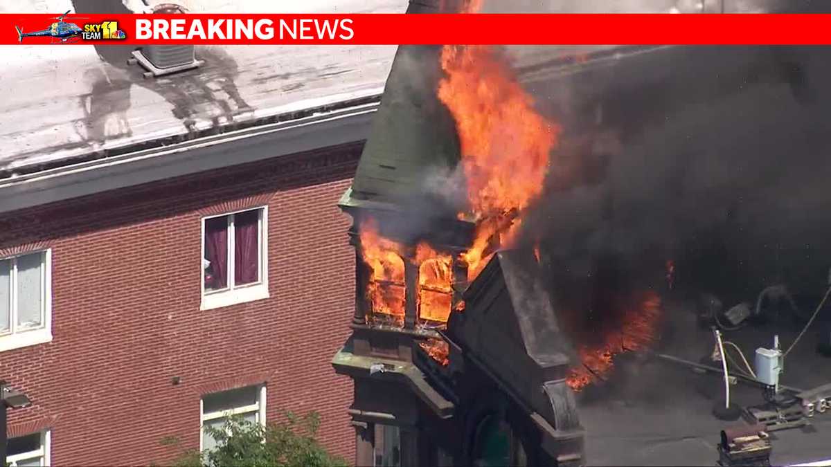 Cupola of building on fire in Fells Point, SkyTeam 11 reports