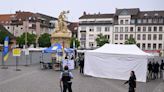 Bundespräsident nimmt an Schweigeminute für getöteten Polizisten in Mannheim teil