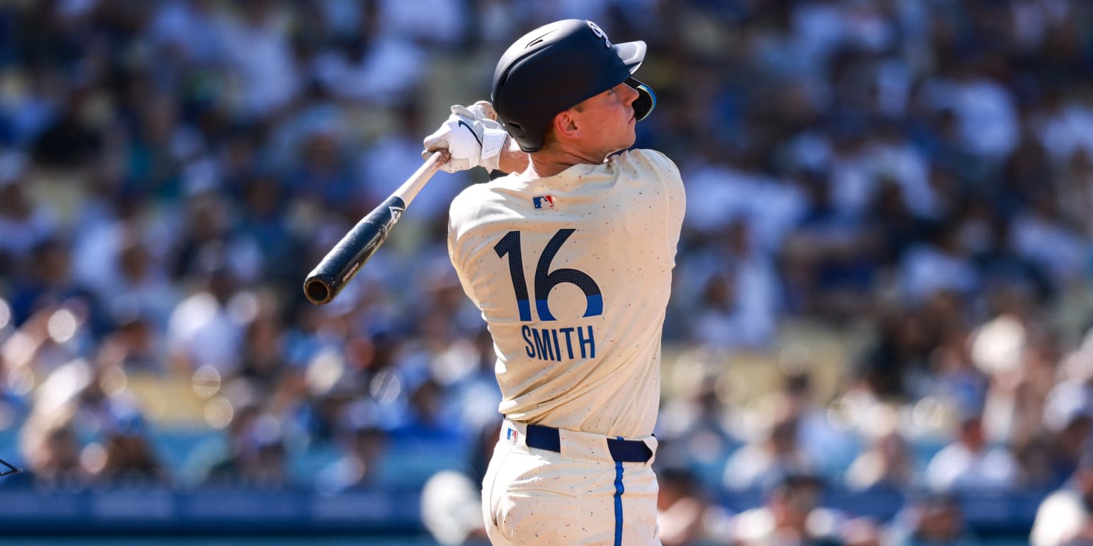 Smith homers in record-tying 4 straight at-bats
