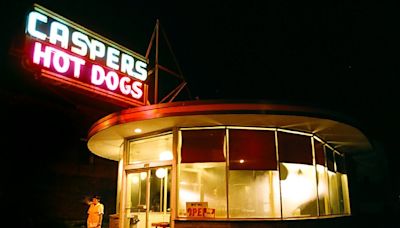 Hayward: After 80 years, Caspers Hot Dogs is closing its 1940s vintage diner